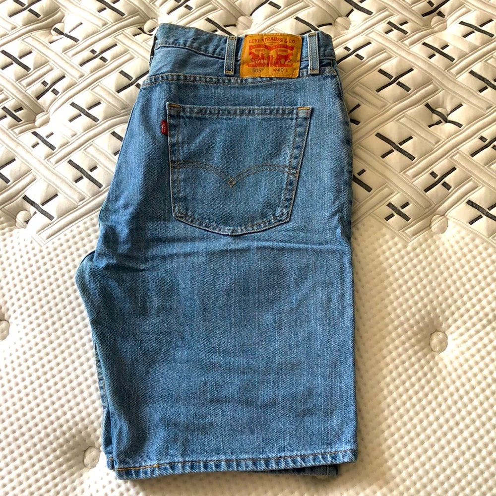 Levi’s denim shorts